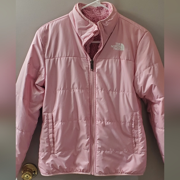 The North Face Light Pink 2 Jackets In One. Wear As Puffer Or Fuzzy. Girls 14/16 - Picture 1 of 7